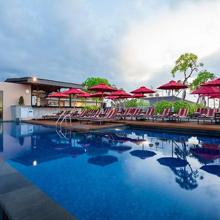 Sevn Legian Hotel Exterior photo