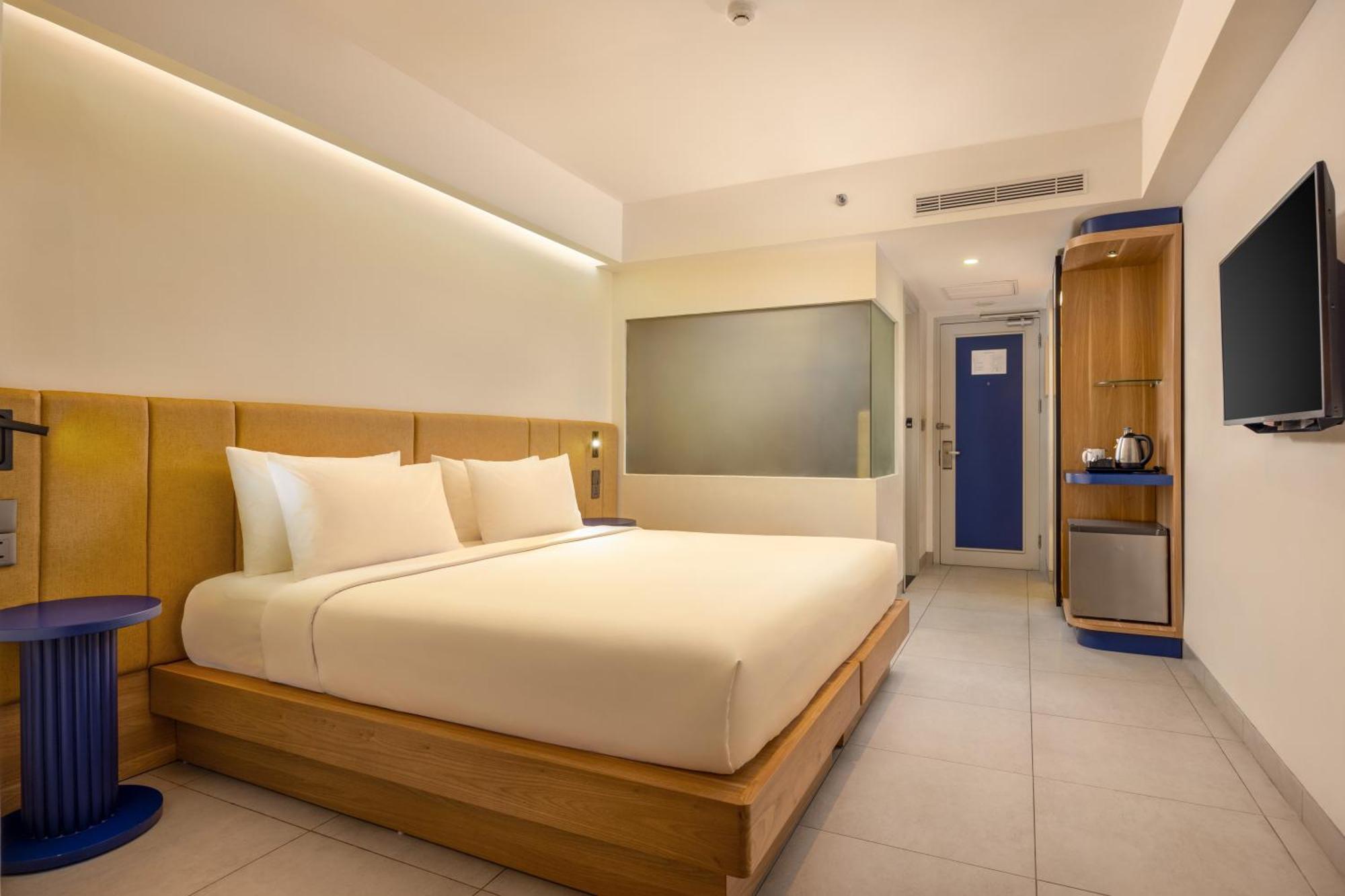 Sevn Legian Hotel Exterior photo