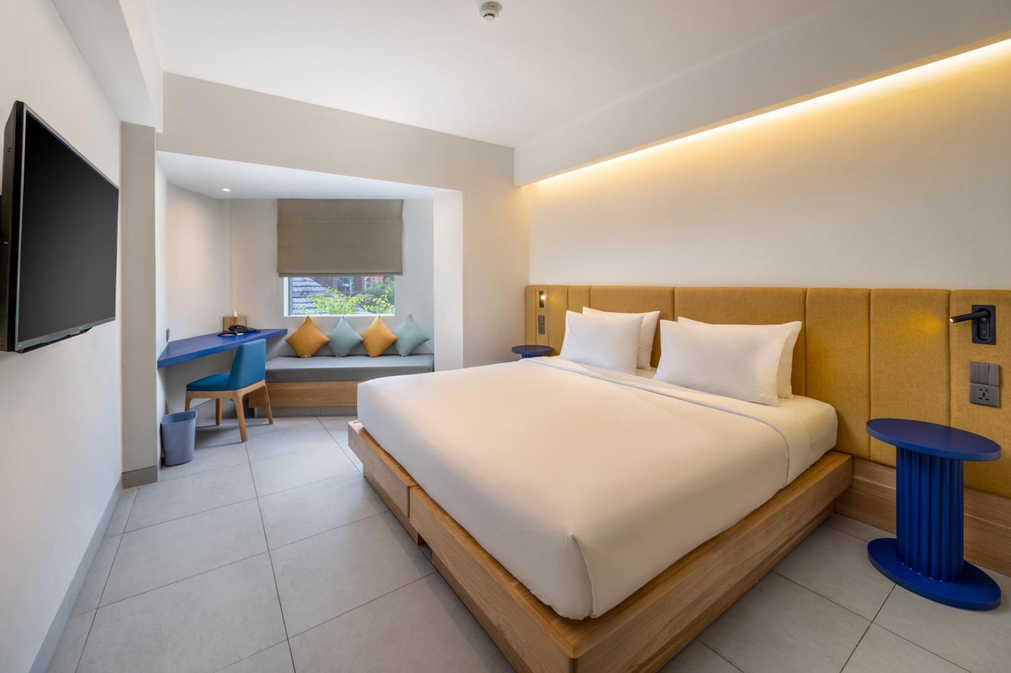 Sevn Legian Hotel Exterior photo